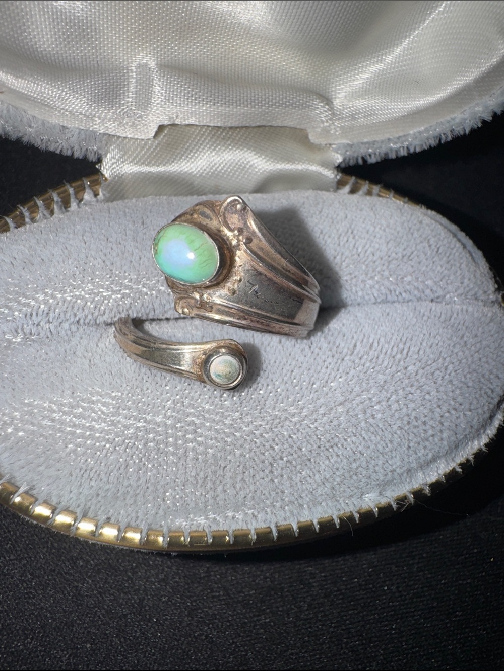 Chippendale Sterling Silver Opal Ring Set - Iridescent Green Opal